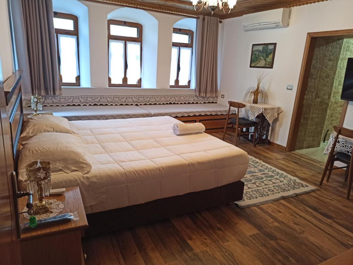 Boutique Hotel Praga Gjirokaster Exterior photo